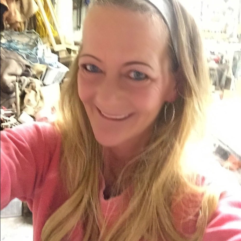 Meet your Posher, Christy